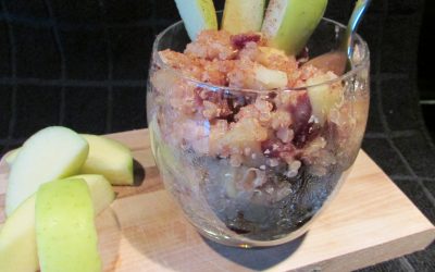 Apple Cinnamon Quinoa Oatmeal